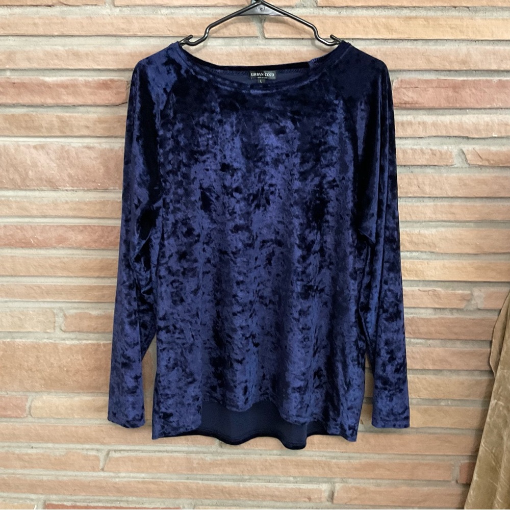 Urban Coco Crushed Stretch Velvet Top Dark Blue Large